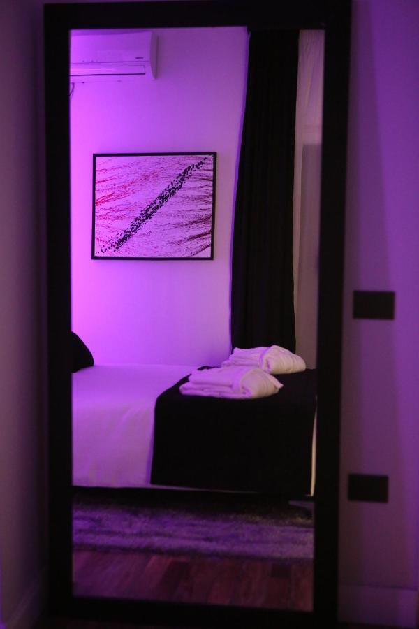 Dark Boutique Hotel Shkoze Dış mekan fotoğraf