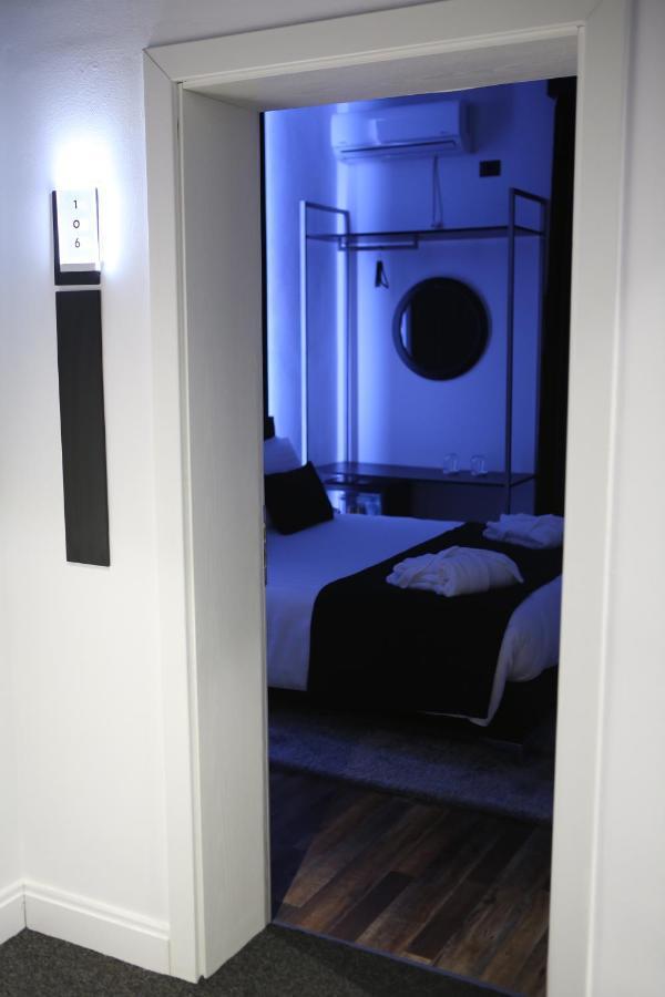 Dark Boutique Hotel Shkoze Dış mekan fotoğraf