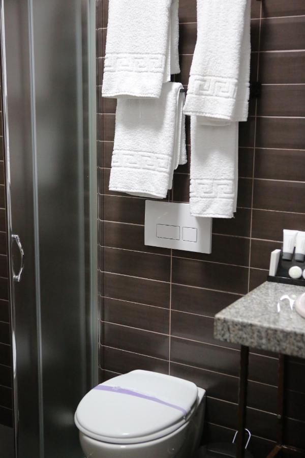 Dark Boutique Hotel Shkoze Dış mekan fotoğraf
