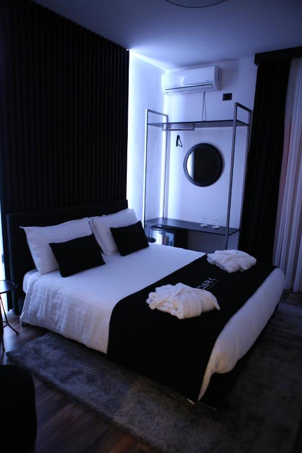 Dark Boutique Hotel Shkoze Dış mekan fotoğraf